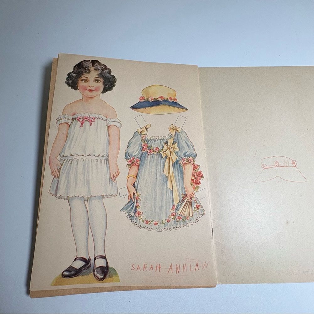SAALFIELD DOLLIES TO PAINT CUT OUT & DRESS DOLL BOOK UNCUT - Picture 7 of 10